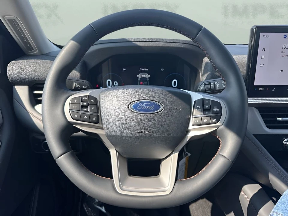 2026 Ford Explorer 6th Gen - Image 14 of 21
