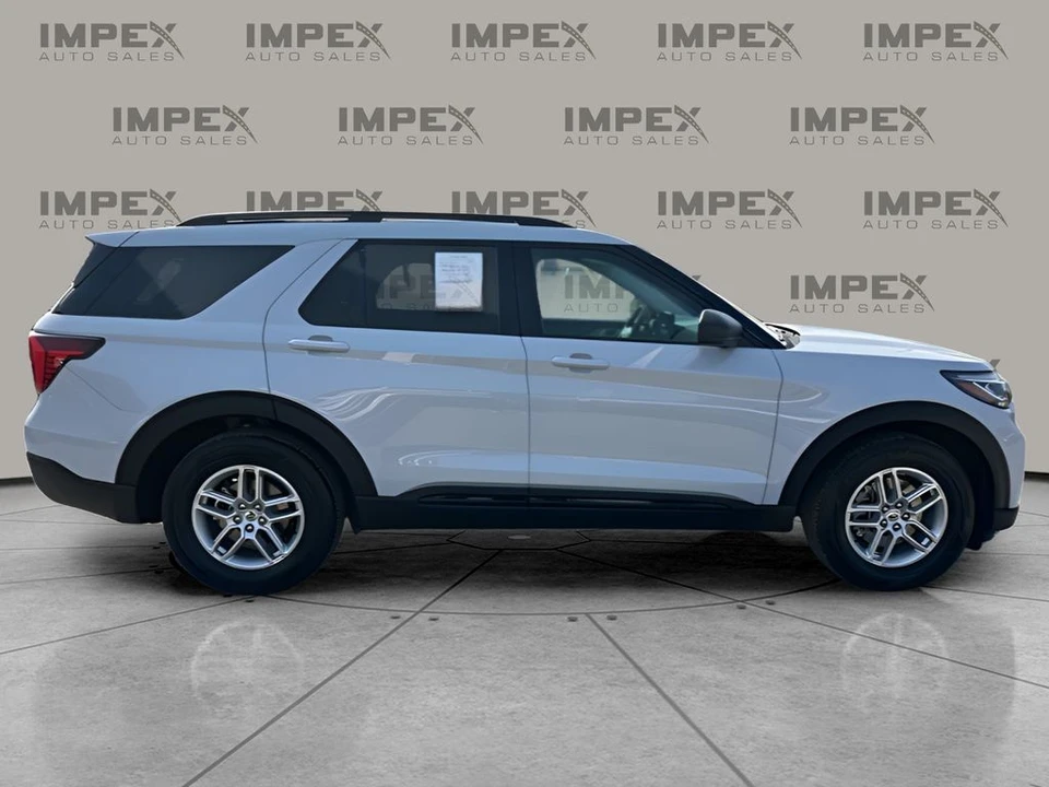 2026 Ford Explorer 6th Gen - Image 6 of 21
