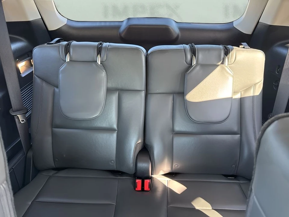 2026 Ford Explorer 6th Gen - Image 12 of 21