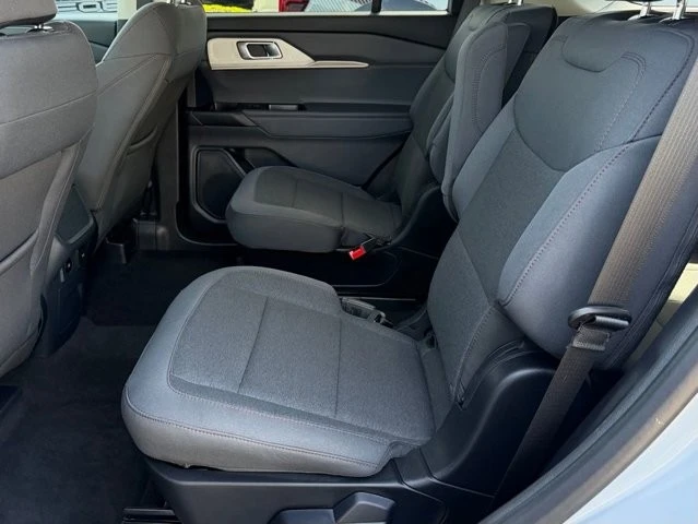 2026 Ford Explorer 6th Gen - Image 31 of 31
