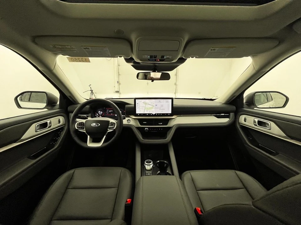 2026 Ford Explorer 6th Gen - Image 2 of 12