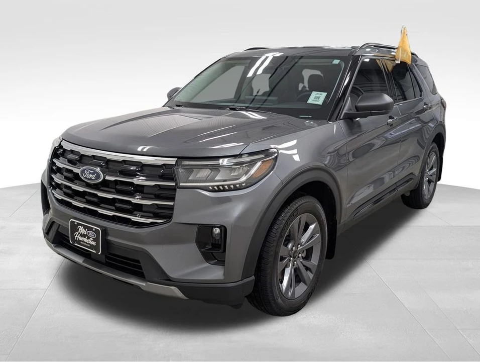 2026 Ford Explorer 6th Gen - Image 6 of 13