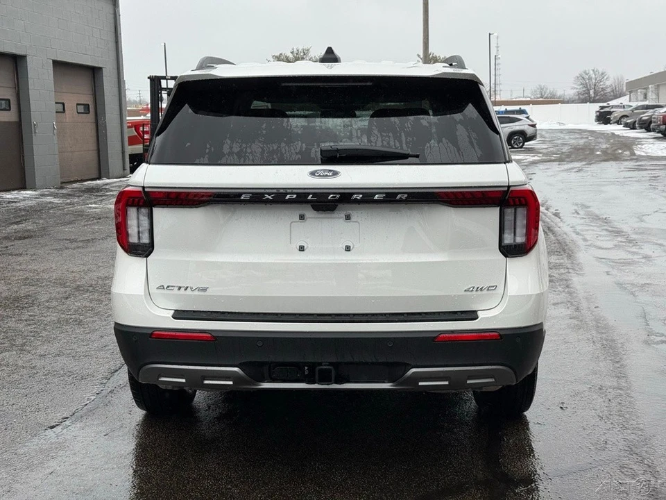2026 Ford Explorer 6th Gen - Image 5 of 12
