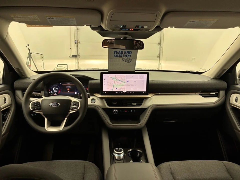 2026 Ford Explorer 6th Gen - Image 2 of 12