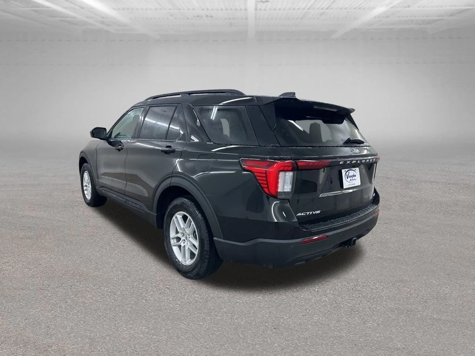 2026 Ford Explorer 6th Gen - Image 7 of 12