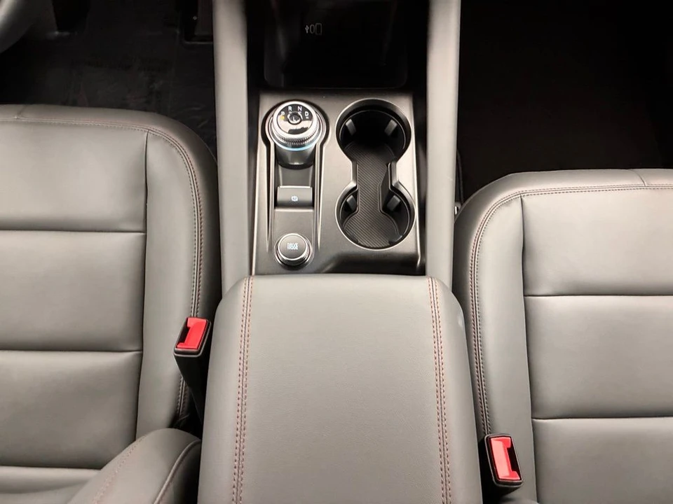 2026 Ford Explorer 6th Gen - Image 4 of 12