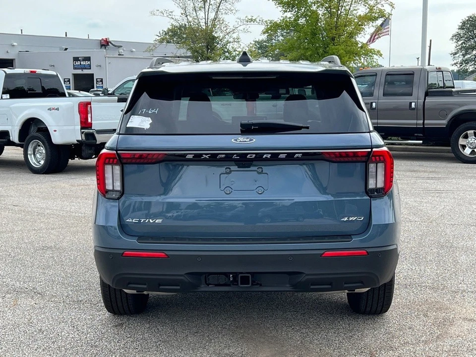 2026 Ford Explorer 6th Gen - Image 5 of 12
