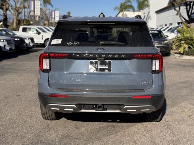 2026 Ford Explorer 6th Gen - Image 11 of 12