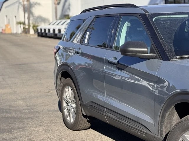 2026 Ford Explorer 6th Gen - Image 5 of 12