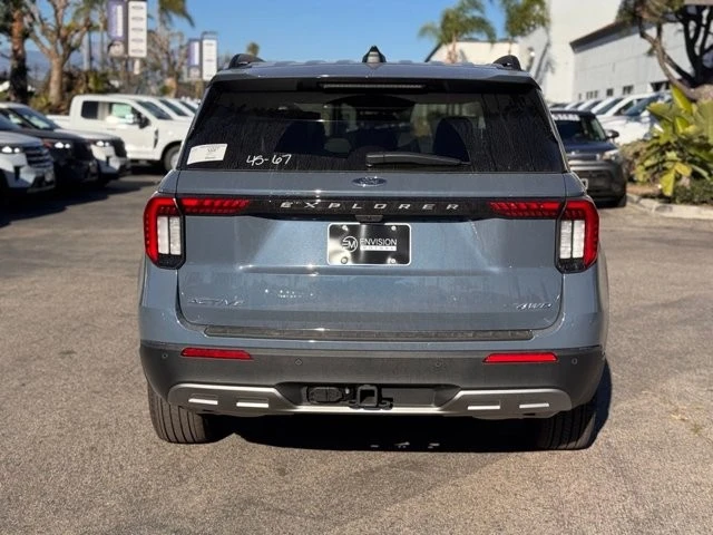 2026 Ford Explorer 6th Gen - Image 11 of 12