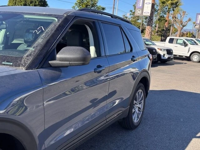 2026 Ford Explorer 6th Gen - Image 9 of 12