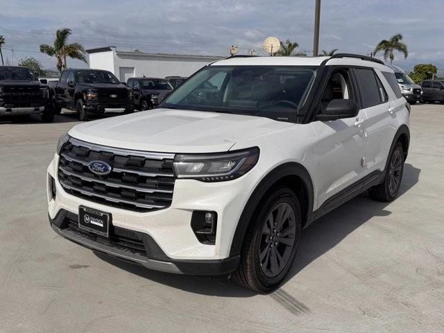 2026 Ford Explorer 6th Gen - Image 7 of 12