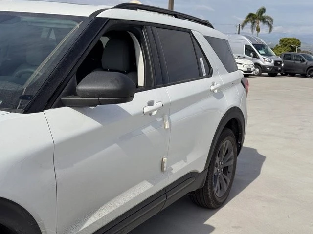 2026 Ford Explorer 6th Gen - Image 9 of 12