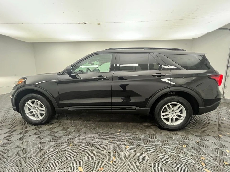 2026 Ford Explorer 6th Gen - Image 12 of 12