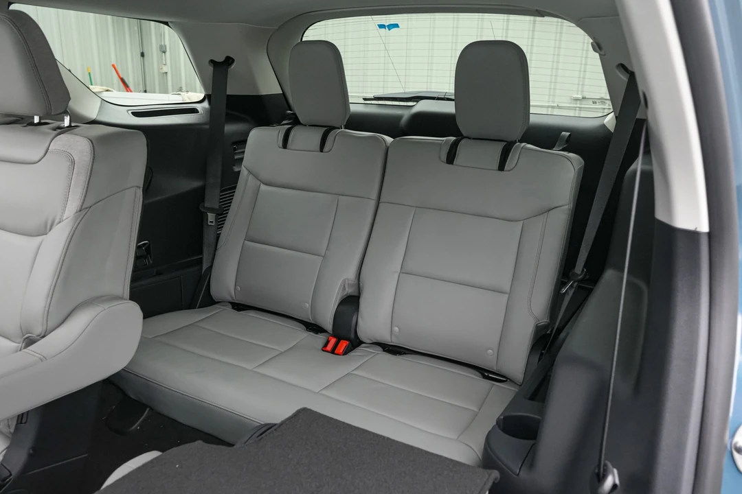 2026 Ford Explorer 6th Gen - Image 21 of 21