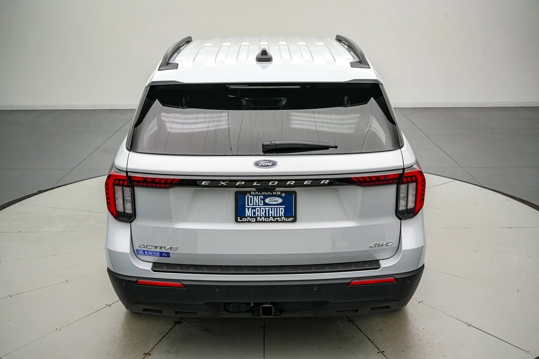 2026 Ford Explorer 6th Gen - Image 6 of 21