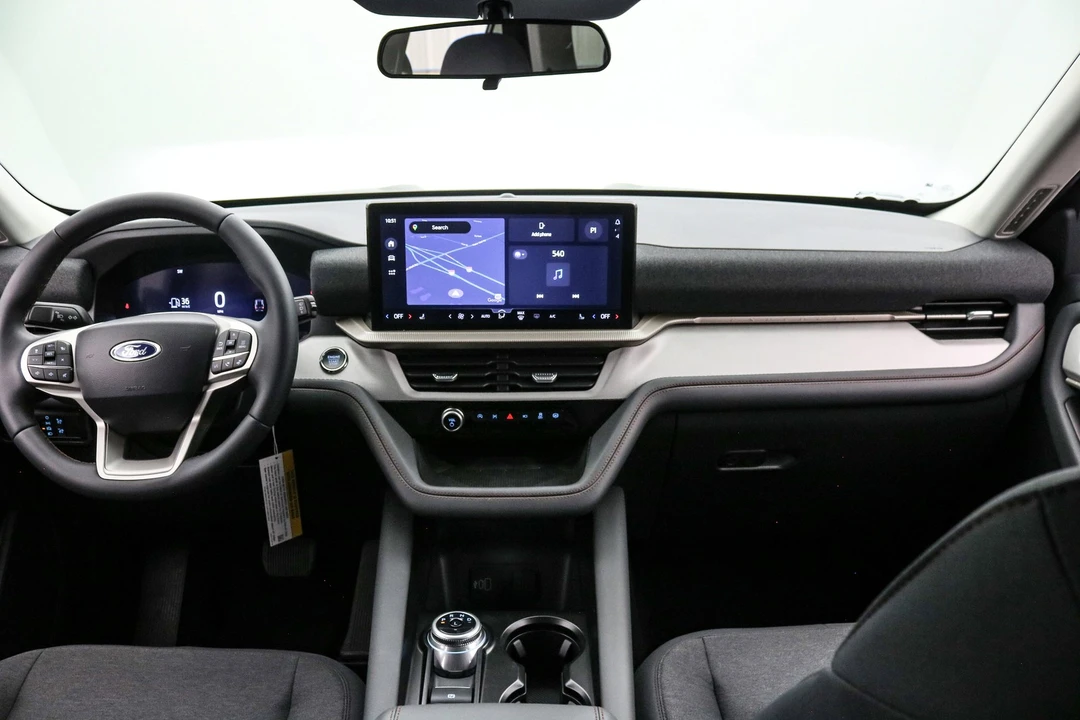 2026 Ford Explorer 6th Gen - Image 15 of 21