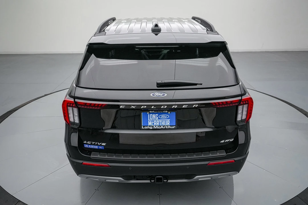 2026 Ford Explorer 6th Gen - Image 6 of 21