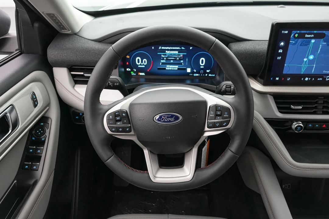2026 Ford Explorer 6th Gen - Image 14 of 21