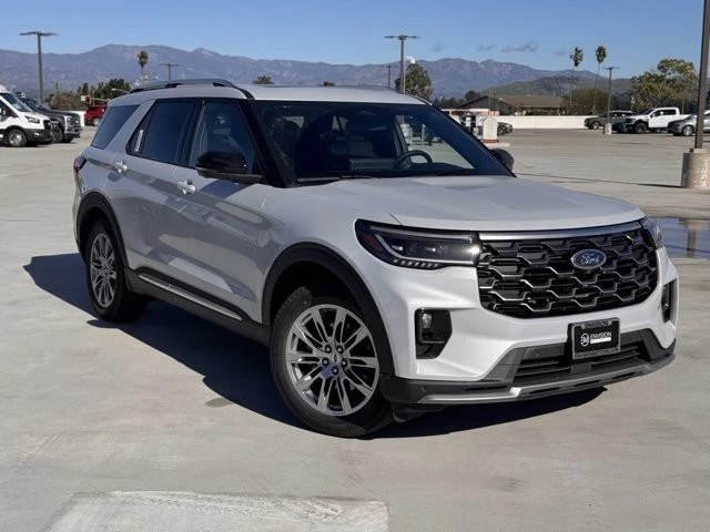 2026 Ford Explorer 6th Gen - Image 2 of 12