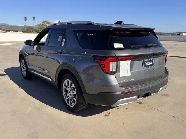 2026 Ford Explorer 6th Gen - Image 10 of 12