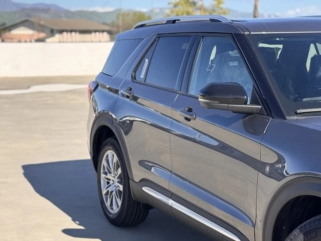 2026 Ford Explorer 6th Gen - Image 5 of 12