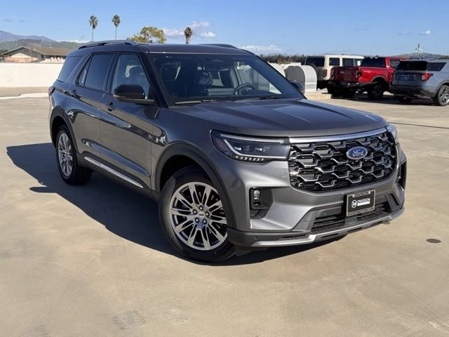 2026 Ford Explorer 6th Gen - Image 2 of 12