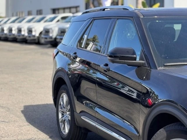 2026 Ford Explorer 6th Gen - Image 5 of 12