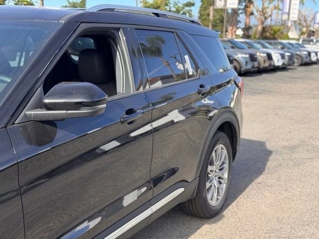 2026 Ford Explorer 6th Gen - Image 9 of 12