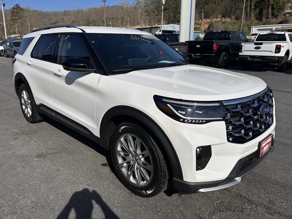 2026 Ford Explorer 6th Gen - Image 4 of 21