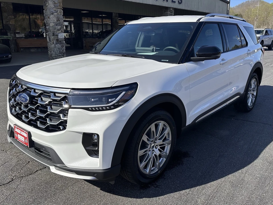 2026 Ford Explorer 6th Gen - Image 2 of 21