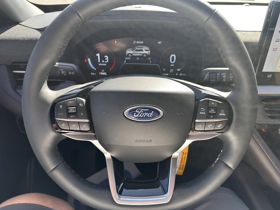 2026 Ford Explorer 6th Gen - Image 20 of 21