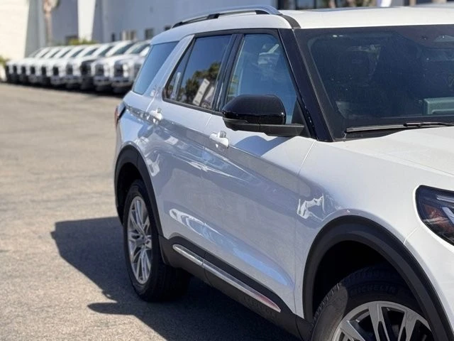2026 Ford Explorer 6th Gen - Image 5 of 12