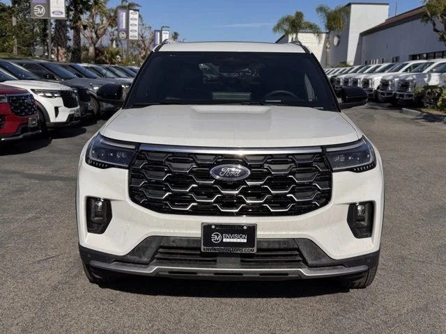 2026 Ford Explorer 6th Gen - Image 6 of 12