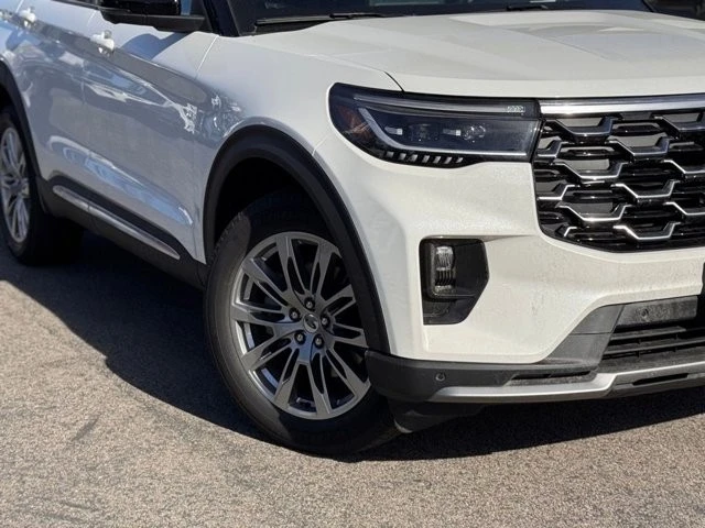 2026 Ford Explorer 6th Gen - Image 4 of 12