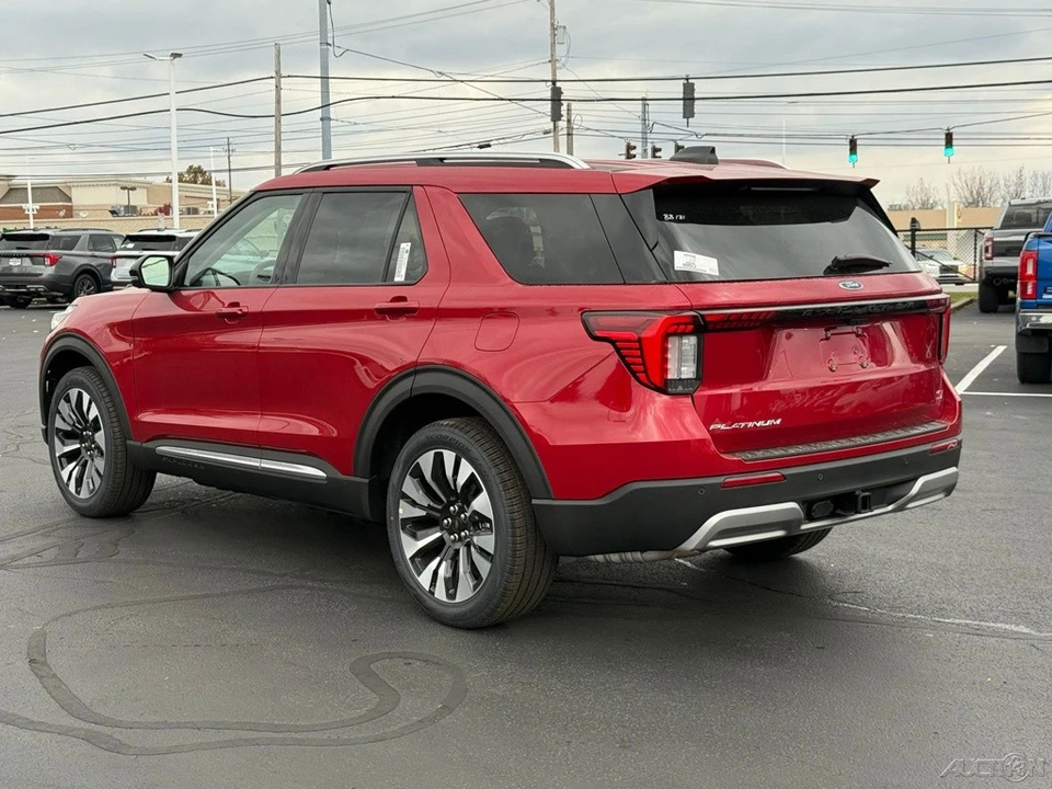 2026 Ford Explorer 6th Gen - Image 3 of 12