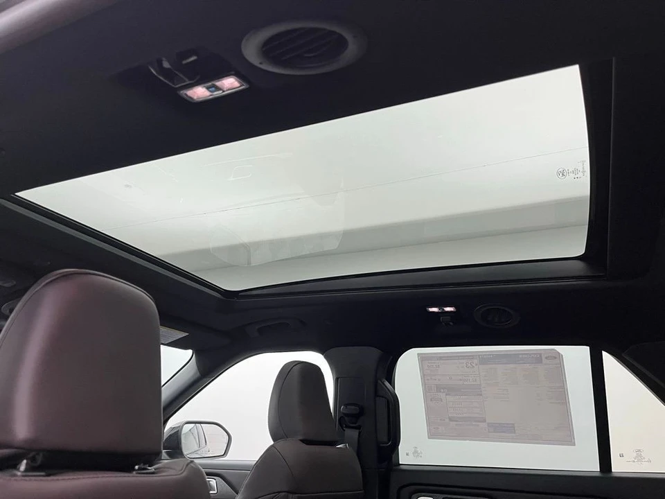 2026 Ford Explorer 6th Gen - Image 4 of 12
