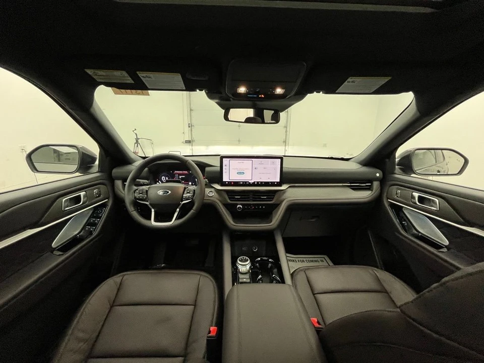 2026 Ford Explorer 6th Gen - Image 2 of 12