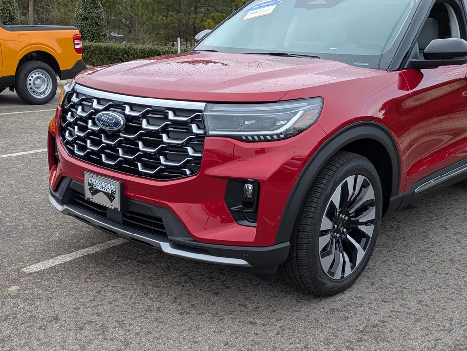 2026 Ford Explorer 6th Gen - Image 10 of 12
