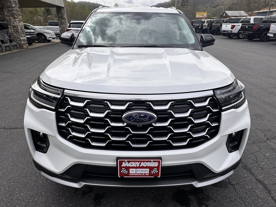 2026 Ford Explorer 6th Gen - Image 3 of 21