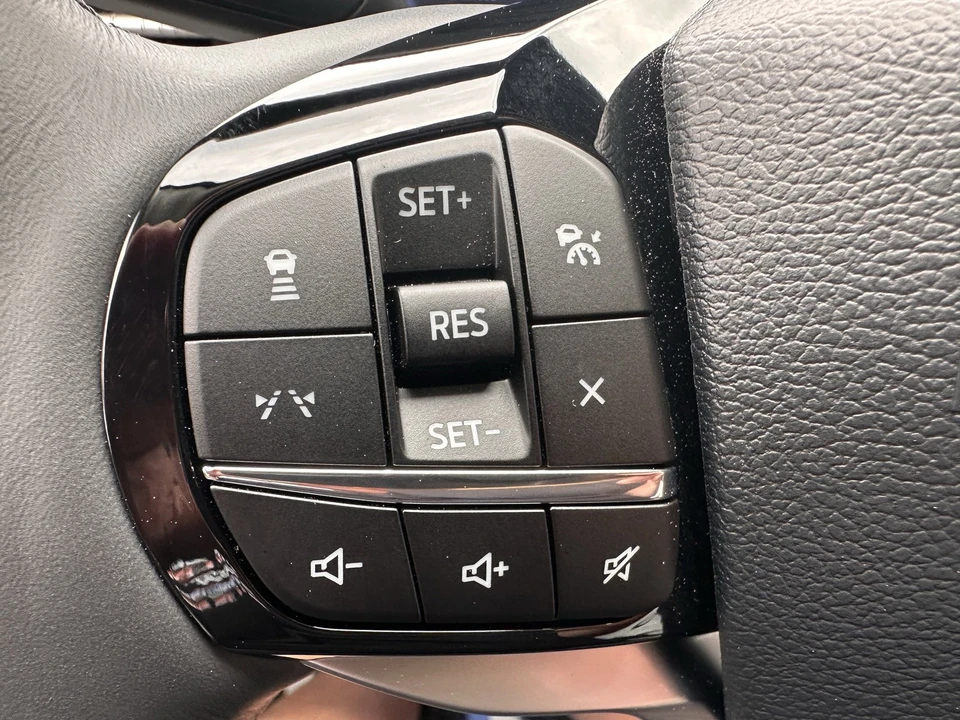 2026 Ford Explorer 6th Gen - Image 21 of 21