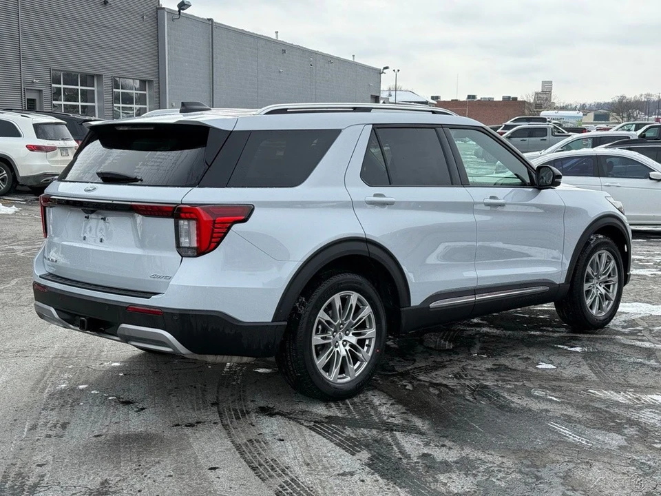 2026 Ford Explorer 6th Gen - Image 6 of 12