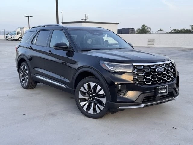 2026 Ford Explorer 6th Gen - Image 2 of 12