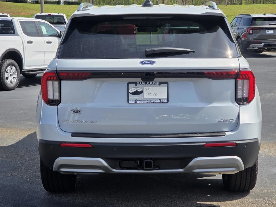 2026 Ford Explorer 6th Gen - Image 4 of 21