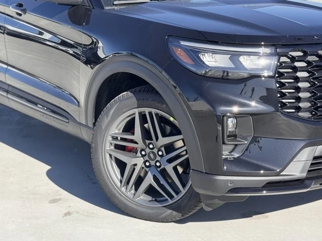 2026 Ford Explorer 6th Gen - Image 4 of 12