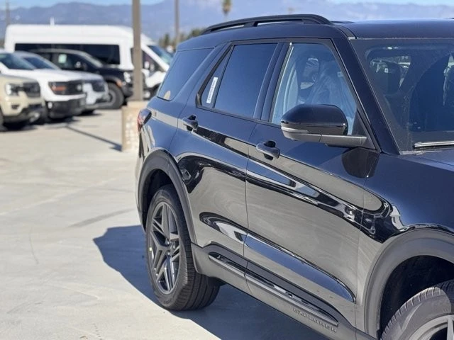 2026 Ford Explorer 6th Gen - Image 5 of 12