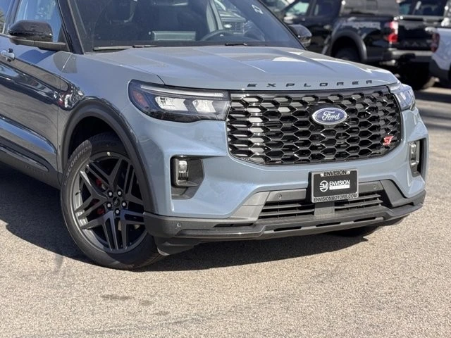 2026 Ford Explorer 6th Gen - Image 3 of 12
