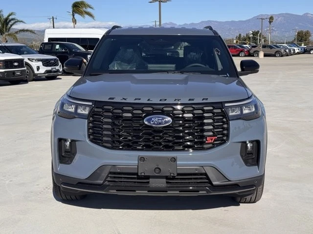 2026 Ford Explorer 6th Gen - Image 6 of 12