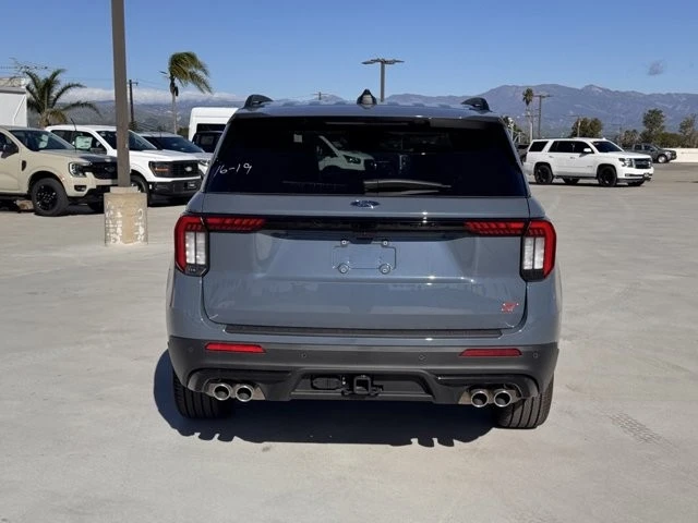 2026 Ford Explorer 6th Gen - Image 11 of 12