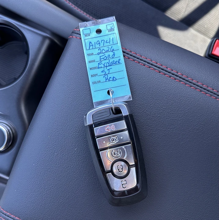 2026 Ford Explorer 6th Gen - Image 29 of 31